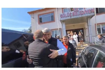 Başkan Helallik Aldı, Otobüse Bindi.....