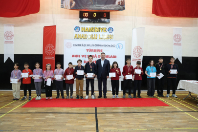 Başarılı öğrencilere ödül töreni!