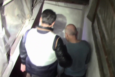 10 yıldır aranan FETÖ üyesi çatı katında yakalandı!