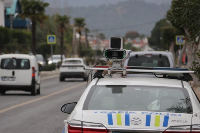 Hızlı sürücüler radara yakalandı!