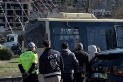 Zonguldak’ta dolmuş ve otomobil çarpıştı!