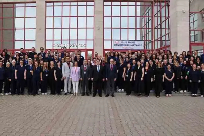 Hemşireler Üniforma Giyecek!