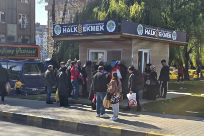 Zam sonrası halk ekmekte izdiham oluştu!