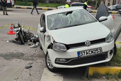 Hastane yolunda feci kaza; 3 yaralı