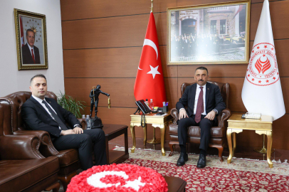 Vali Hacıbektaşoğlu, Başkan Uzun’u kabul etti!