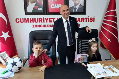 Minik Başkanlar CHP İl Başkanlığı Koltuğunda