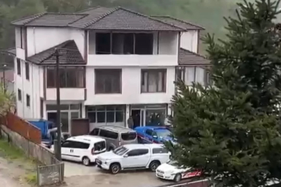 EVİNDE ÖLÜ BULUNDU!