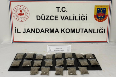 Uyuşturucu maddeleri paketlerken yakalandı!...