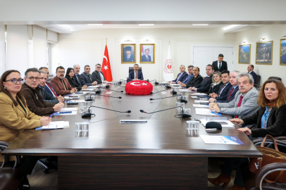 Vali Osman Hacıbektaşoğlu müdür ve başkanları neden topladı?