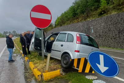 Yağışlı hava trafik kazalarını peş peşe getirdi!