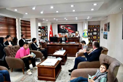 Engelliler Haftasında anlamlı ziyaret: Başkanlık Koltuğu Faruk Erkes’e emanet
