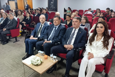 Zonguldak’ta Eczacılık Günü paneli düzenlendi!