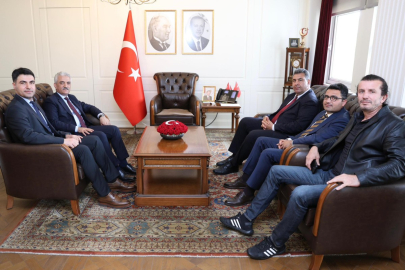 DÜZCE VALİSİ MEHMET MAKAS'I ZİYARET ETTİLER!