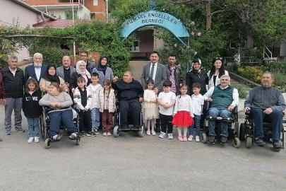 KÜÇÜKLERİN BÜYÜK DAVRANIŞI