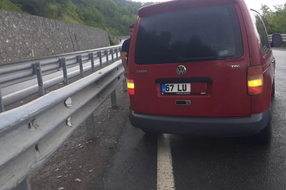 Otomobil bariyerlere çarparak durabildi!