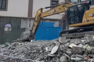 Zonguldak kent merkezinde bir dönem kapandı: Vakıf İşhanı yıkıldı!