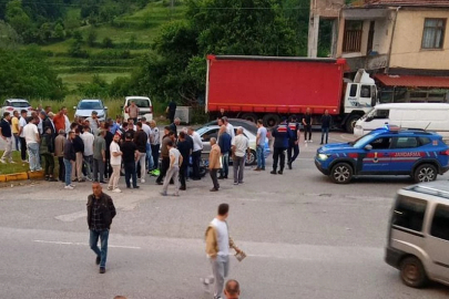 Otomobil ile motosiklet çarpıştı; 1 kişi yaralandı