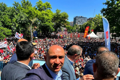Devrim Dural'dan Ankara'da net mesaj: "İktidarla değil, iktidara yürüyoruz!"