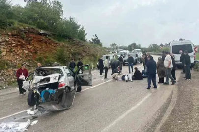Otomobil ile servis otobüsü çarpıştı: 6 yaralı