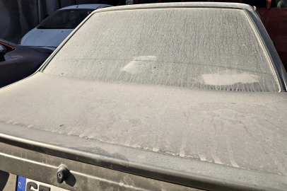 Mahalle toz duman, vatandaşlar iş başında