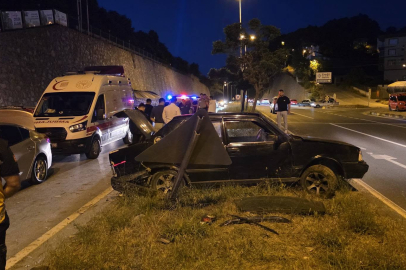 Feci Kaza! Çarpmanın Şiddetiyle 100 Metre Sürüklendi