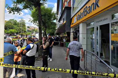 Bankadaki Silahlı Dehşetin Nedeni Şoke Etti!