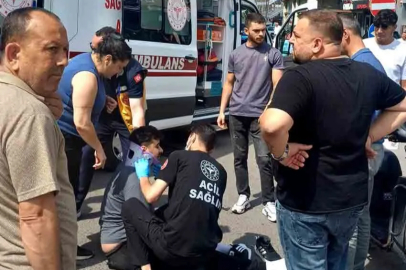 Otomobil ve motosiklet çarpıştı!