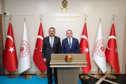 Cumhurbaşkanı Başdanışmanı İsrafil Kışla’dan Vali Hacıbektaşoğlu’na ziyaret