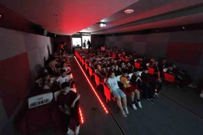 TRT Sinema Tırı Zonguldaklı Miniklerle Buluştu!