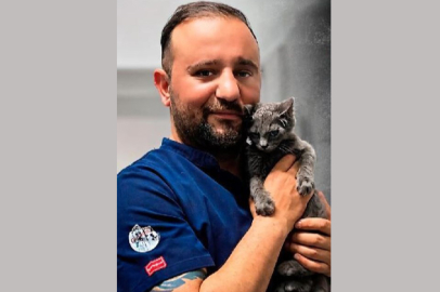 Veteriner Hekim Gökmen Koç’tan Hayati Çağrı: "Kapınızın Önüne Bir Kap Su Koymayı Unutmayın!"