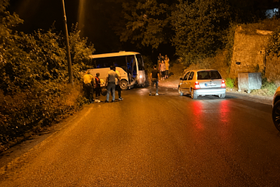 Zonguldak'ta işçi servisi devrildi!
