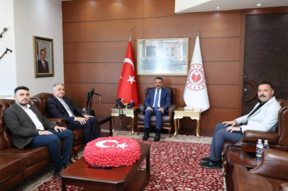 AK Parti heyetinden Vali Hacıbektaşoğlu’na ziyaret