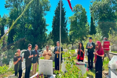 ŞEHİT PİYADE ER ÖZCAN MEZARI BAŞINDA ANILDI