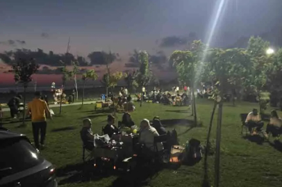Zonguldak'ta Sıcak Geceler: Vatandaşlar Sahillere ve Parklara akın Etti