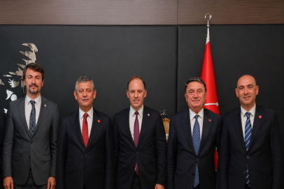Yeni parti kurulacak! Milletvekilleri ve belediye başkanları istifa edecek mi?
