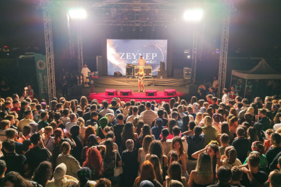 Zeynep Dizdar ile Çaycuma'da coşku dolu gece!