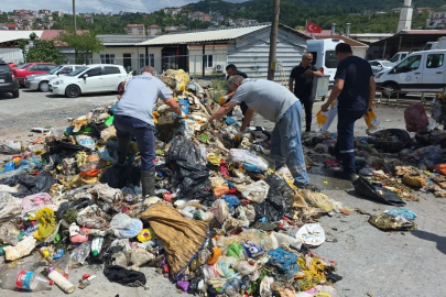 Çöp sanılan çantadan altın çıktı!