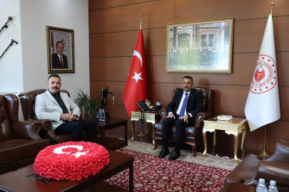 AK Parti İl Başkanı Çağlayan, Vali Hacıbektaşoğlu ile görüştü