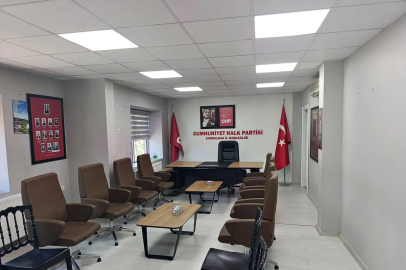 Parti anahtarı emekçi çaycıya emanet! CHP Zonguldak yeni il başkanı Cuma günü belli oluyor!