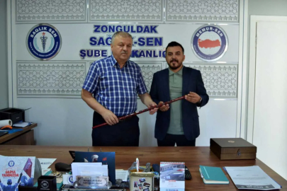 Öz Sağlık-İş'ten Sağlık-Sen'e hayırlı olsun ziyareti
