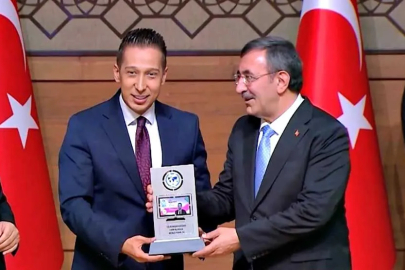 Zonguldaklı Cem Açıkgöz’e Medya Dünyasında Prestijli Ödül!