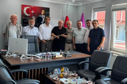 İYİ Parti heyeti Devrek’te: "Esnaf sıkıntıda, Zonguldak sanayi planında yok!"