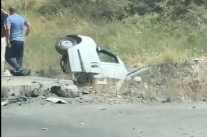 Korkunç kaza: Otomobil kanala uçtu!