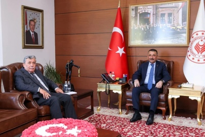 Almanya Essen Büyükşehir Belediye Başkanı Özel Temsilcisi Muhammet Balaban’dan Vali Osman Hacıbektaşoğlu’na Ziyaret