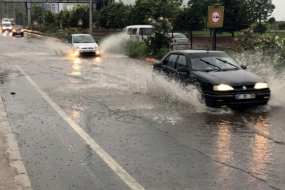 Zonguldak güne yağmurla uyandı!