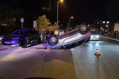 Otomobillere çarpıp takla attı!