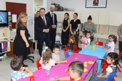 Okula Merhaba Diyen Minik Yüreklerin Heyecanına İl Müdürü Ortak Oldu!