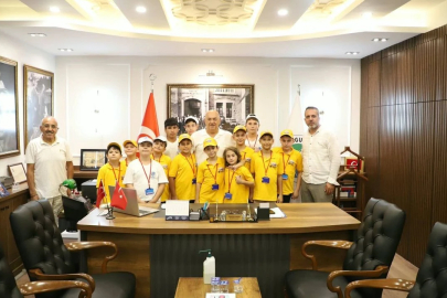 AGD’li Öğrencilerden Zonguldak Belediyesi’ne Anlamlı Ziyaret