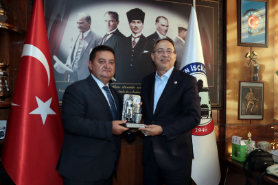 MHP Genel Başkan Yardımcısı İlyas Topsakal GMİS'i ziyaret etti