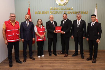 Türk Kızılay Zonguldak Heyetinden Rektör Ulusoy’a Hayırlı Olsun Ziyareti
